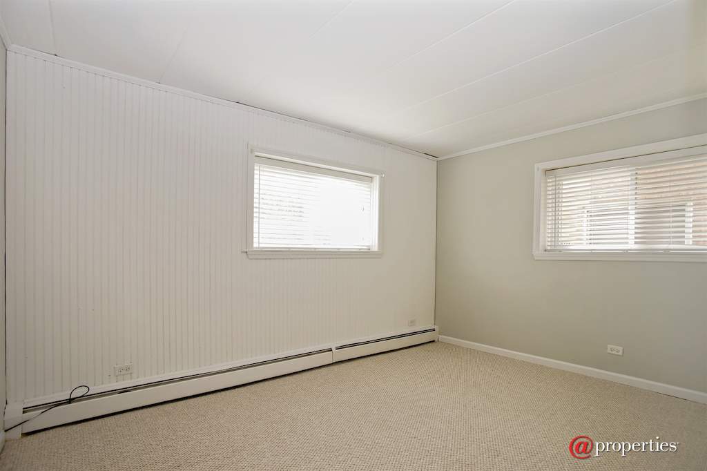 4602 River Road #A1 Schiller Park, Illinois 60176 - Bedroom