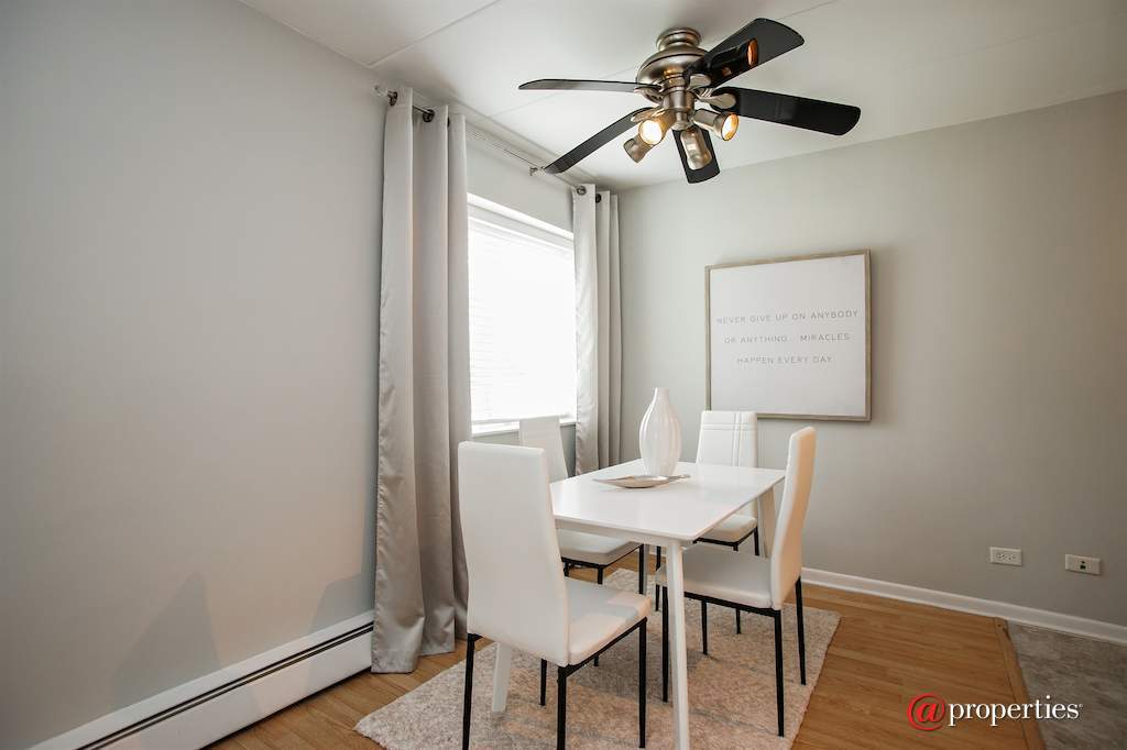4602 River Road #A1 Schiller Park, Illinois 60176 - Dining Area