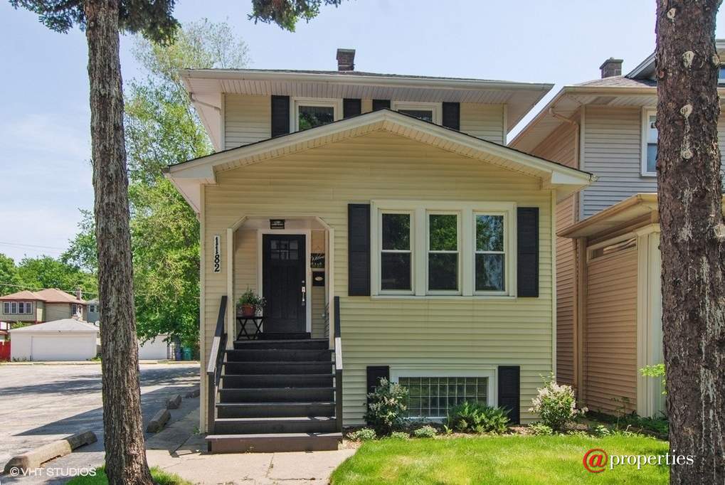 1182 Wisconsin Avenue Oak Park, Illinois 60304 - Front View