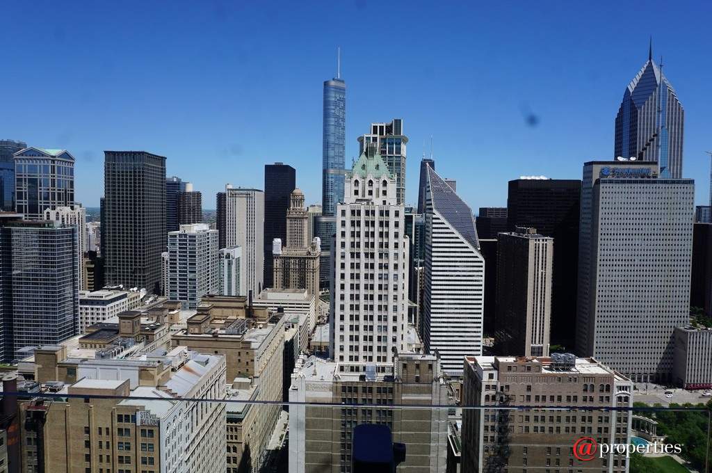 60 E Monroe Street #3807 Chicago, Illinois 60603 - View