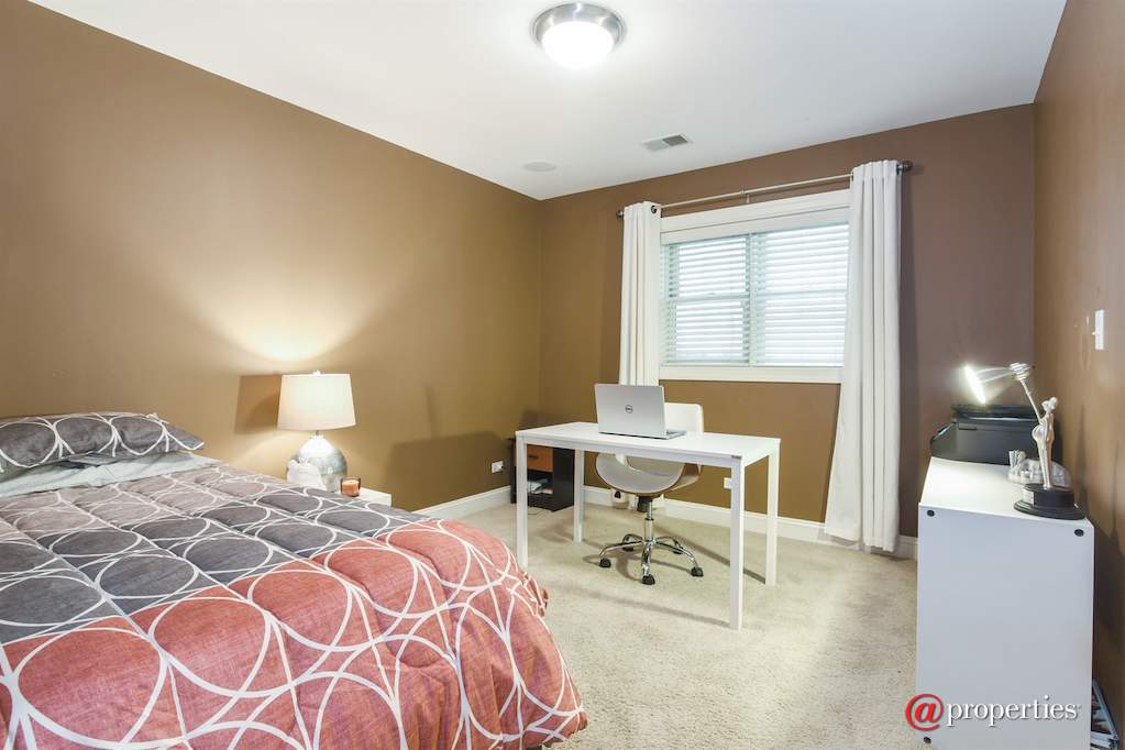 1636 W Huron Street Chicago, Illinois 60622 - 3rd Bedroom