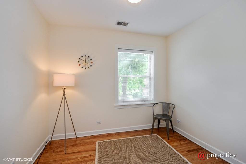 4500 N Sacramento Avenue #1 Chicago, Illinois 60625 - 2nd Bedroom
