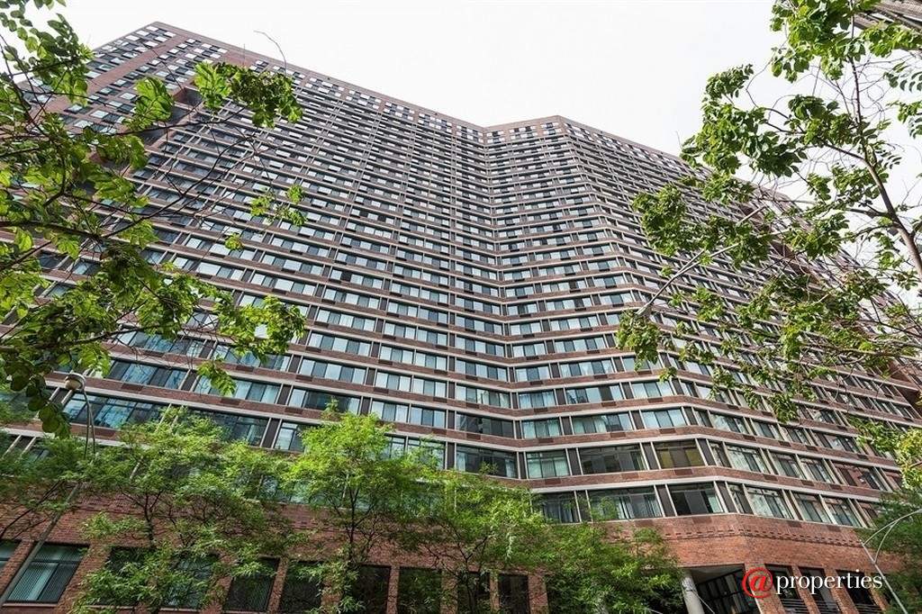 211 E Ohio Street #2404 Chicago, Illinois 60611 - Image 0