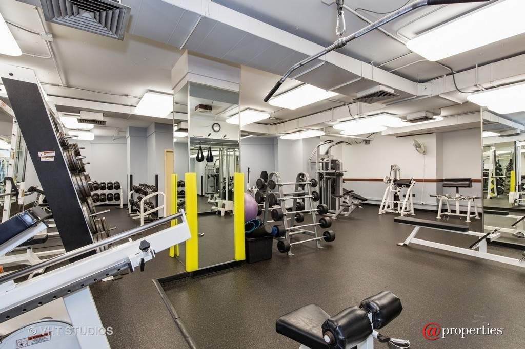 211 E Ohio Street #2404 Chicago, Illinois 60611 - Image 23