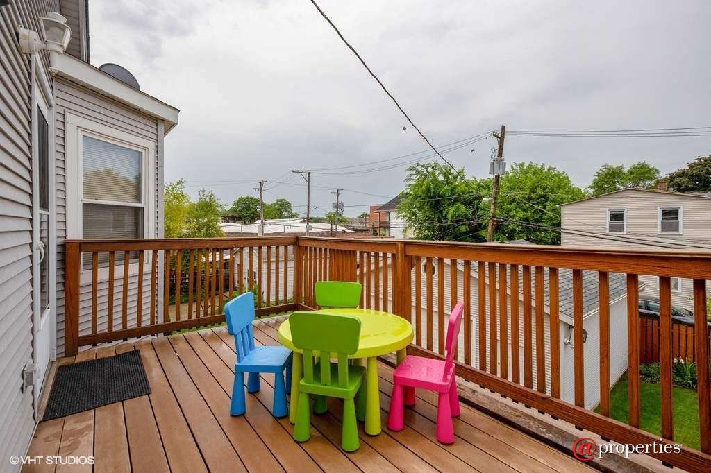 4026 N Kenneth Avenue #1 Chicago, Illinois 60641 - Deck - Unit 2
