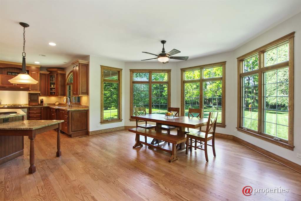 2 Saddle Ridge Court Hawthorn Woods, Illinois 60047 - Dining Area