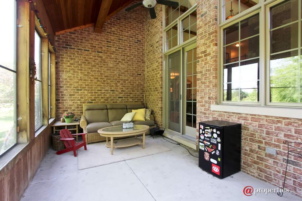 2 Saddle Ridge Court Hawthorn Woods, Illinois 60047 - Sunroom