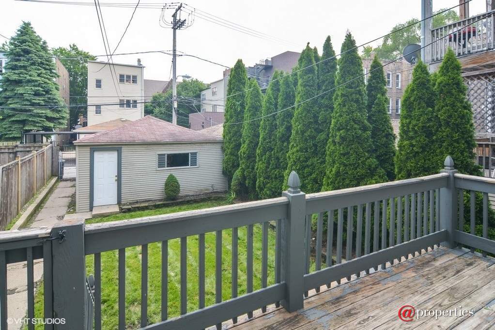 2047 W Augusta Boulevard Chicago, Illinois 60622 - Back Yard