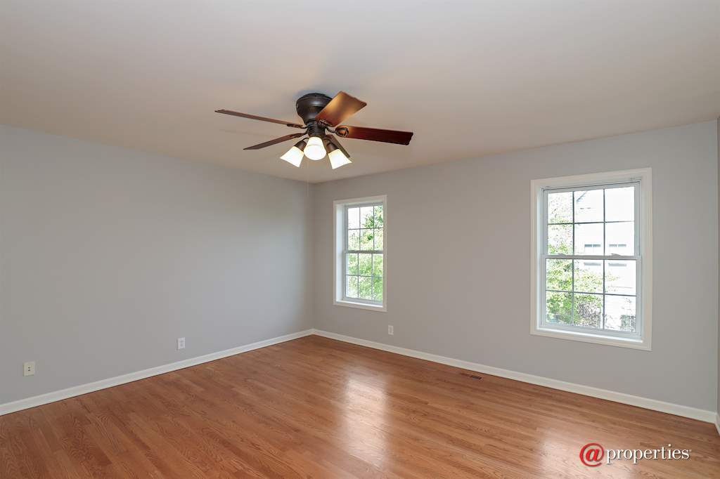 1128 Hedgerow Drive Grayslake, Illinois 60030 - 2nd Bedroom