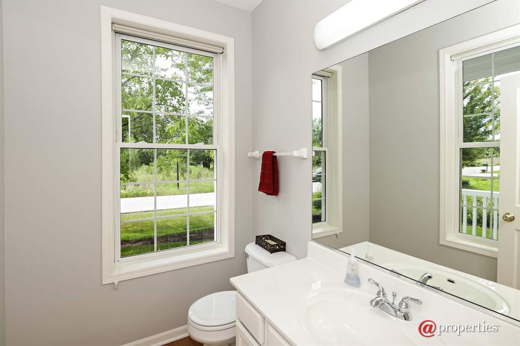 1128 Hedgerow Drive Grayslake, Illinois 60030 - Half Bath