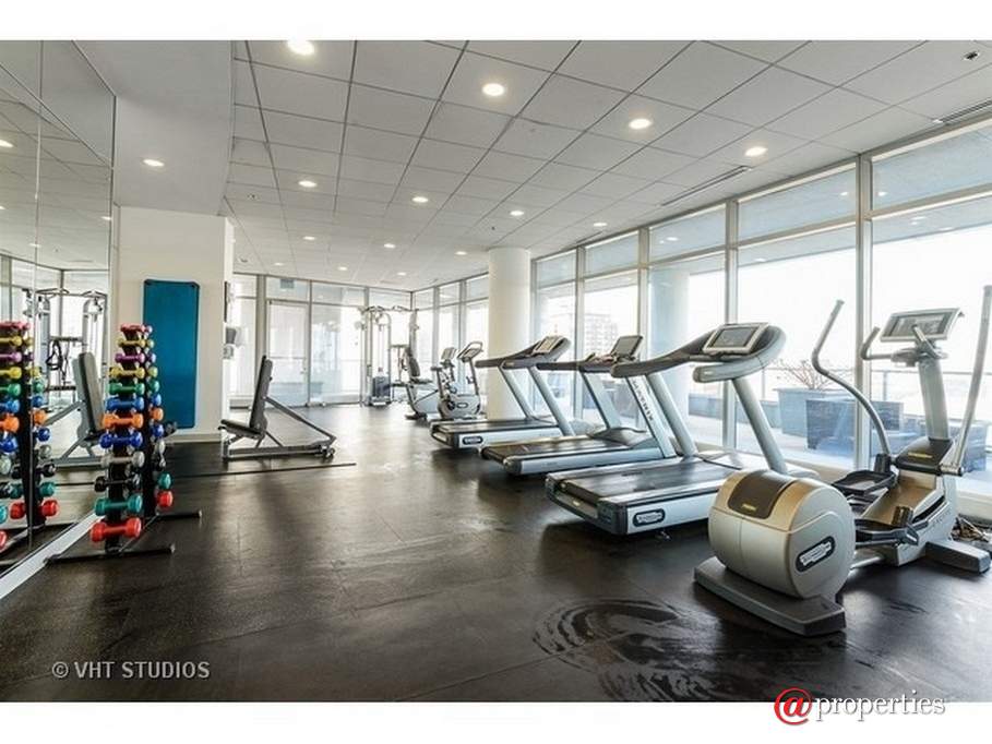 303 W Ohio Street #3609 Chicago, Illinois 60610 - Image 12