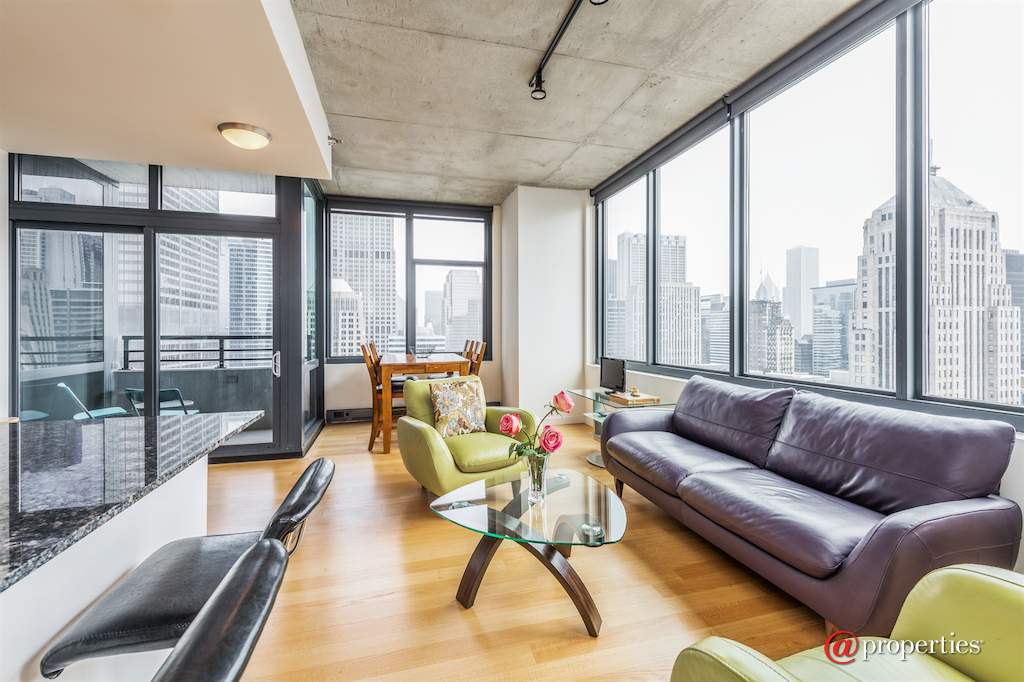 235 W Van Buren Street #4001 Chicago, Illinois 60607 - Living Room