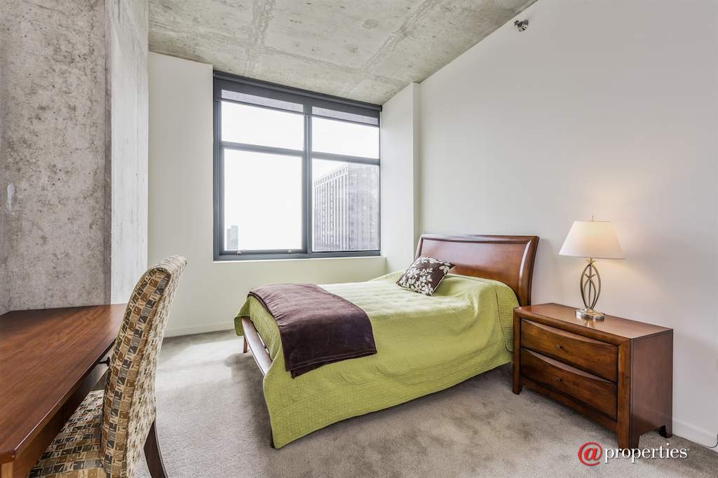 235 W Van Buren Street #4001 Chicago, Illinois 60607 - 2nd Bedroom