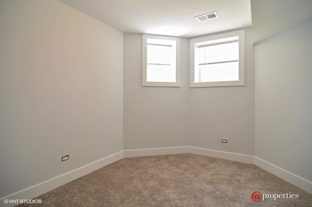 2835 N Avers Avenue Chicago, Illinois 60618 - 3rd Bedroom