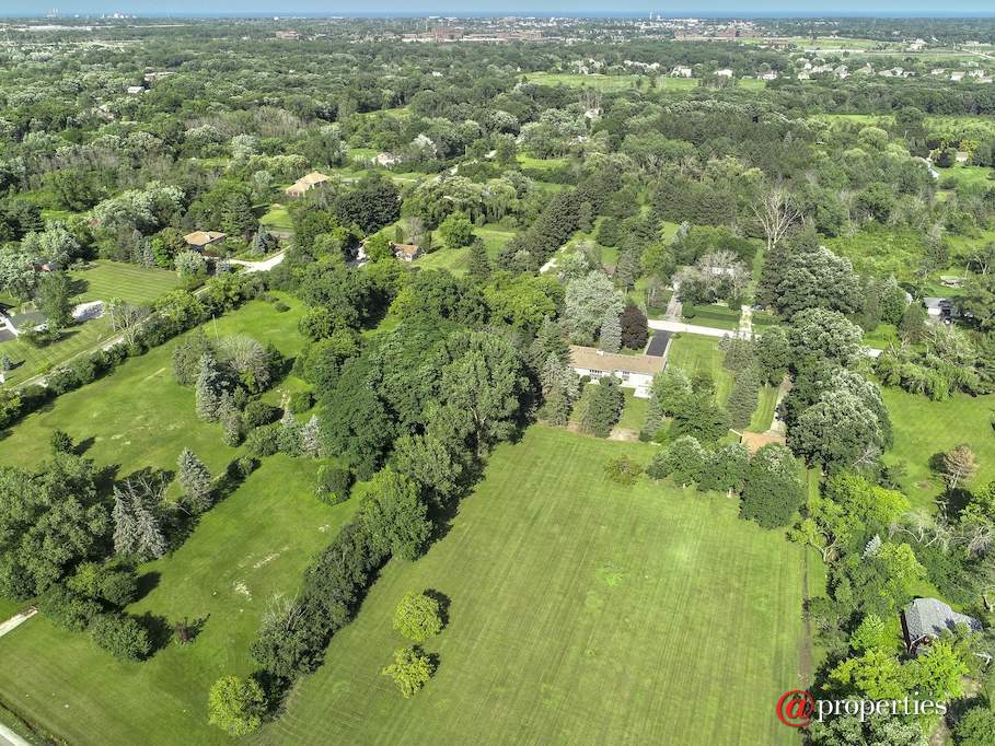 1255 Benson Lane Green Oaks, Illinois 60048 - Aerial View