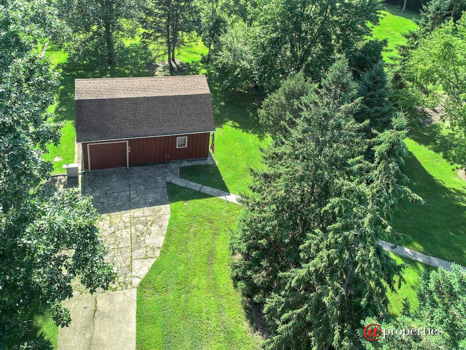 1255 Benson Lane Green Oaks, Illinois 60048 - Aerial View