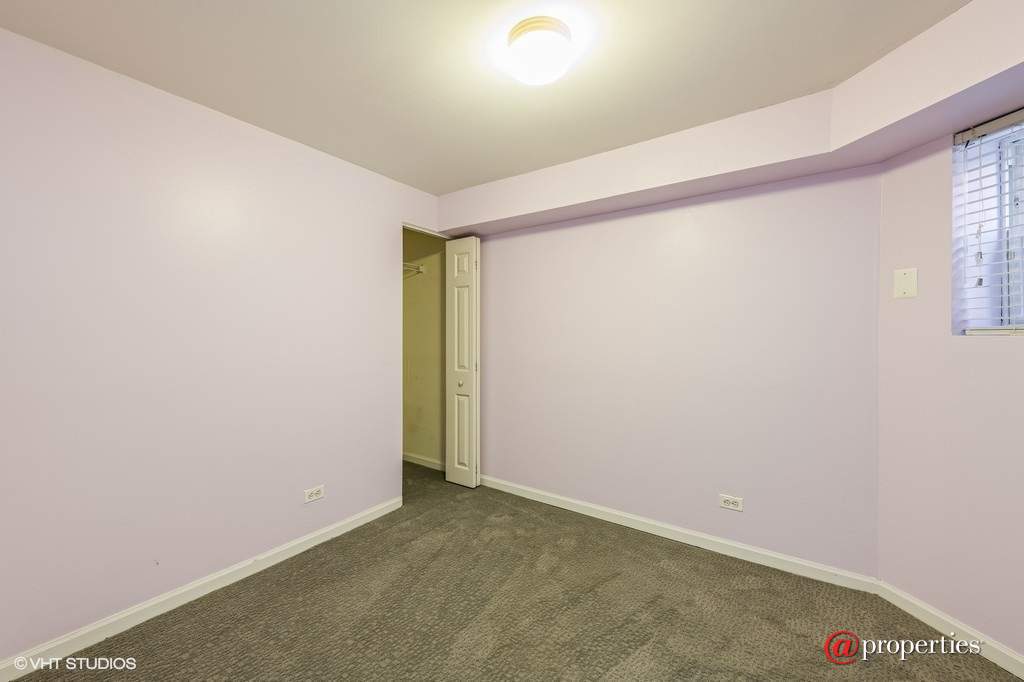 1034 W Oakdale Avenue #1 Chicago, Illinois 60657 - 4th Bedroom