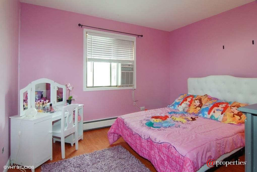 370 Echo Lane #3 Aurora, Illinois 60504 - 2nd Bedroom