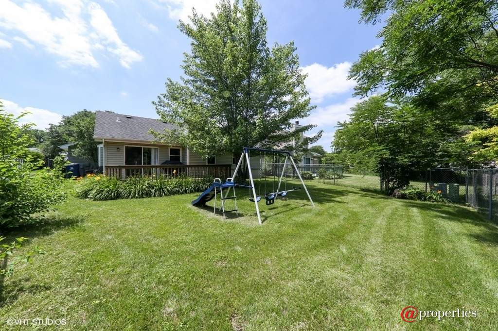 530 Springhill Circle Naperville, Illinois 60563 - Back Yard