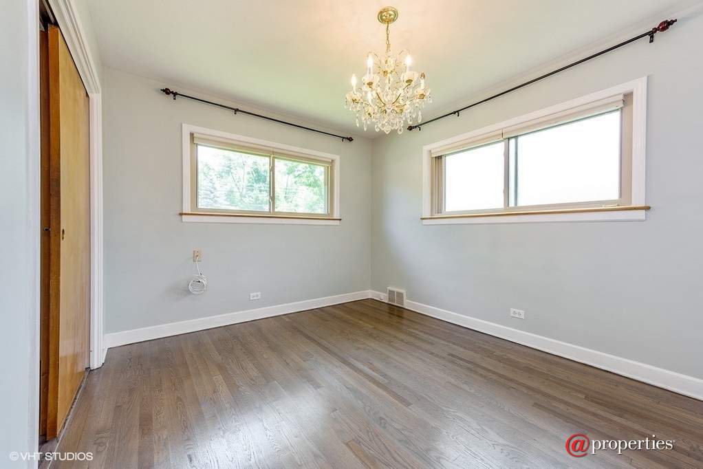 2421 Crawford Avenue Evanston, Illinois 60201 - 2nd Bedroom