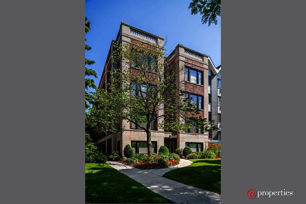 550 W Deming Place #3 Chicago, Illinois 60614 - Front View