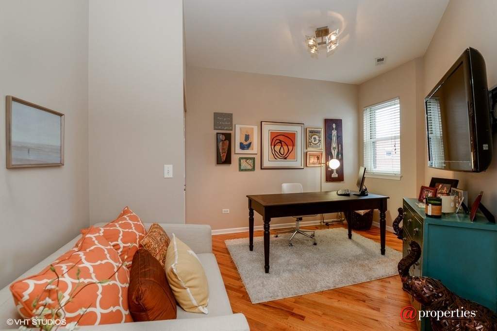 758 W 14th Place #3B Chicago, Illinois 60607 - 3rd Bedroom