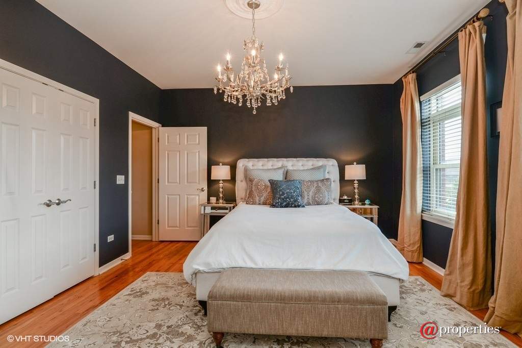 758 W 14th Place #3B Chicago, Illinois 60607 - Master Bedroom