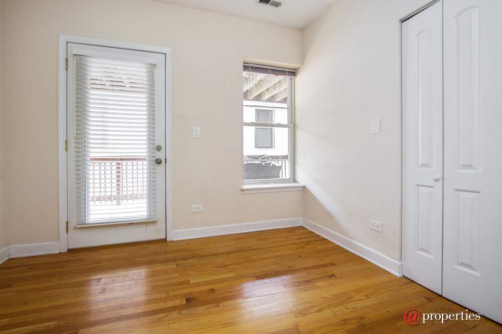3005 N Clifton Avenue #201 Chicago, Illinois 60657 - Location 1