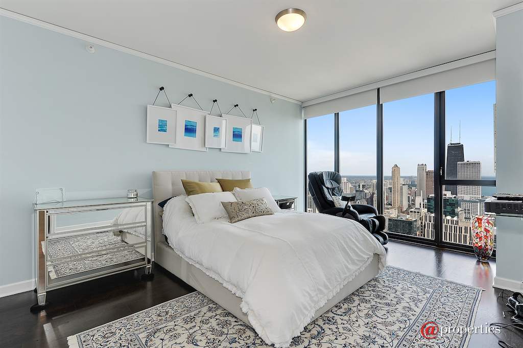 225 N Columbus Drive #6803 Chicago, Illinois 60601 - Master Bedroom