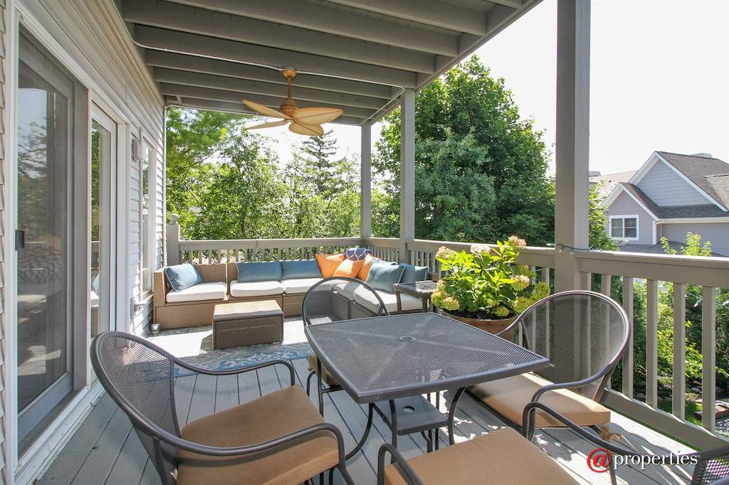 223 High St Fontana, Wisconsin 53125 - Deck