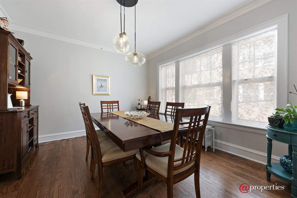 828 Michigan Avenue #D2 Evanston, Illinois 60202 - Dining Room
