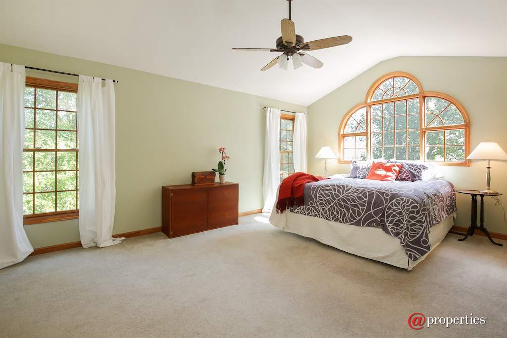 1931 Tunbridge Court Algonquin, Illinois 60102 - Master Bedroom