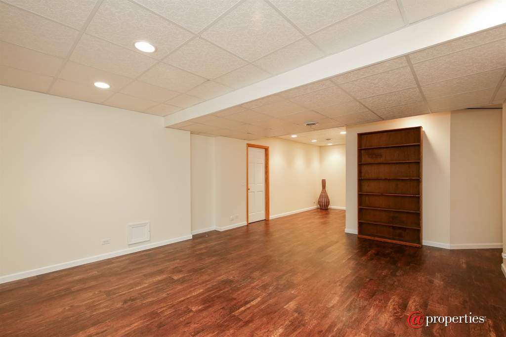 1931 Tunbridge Court Algonquin, Illinois 60102 - Lower Level