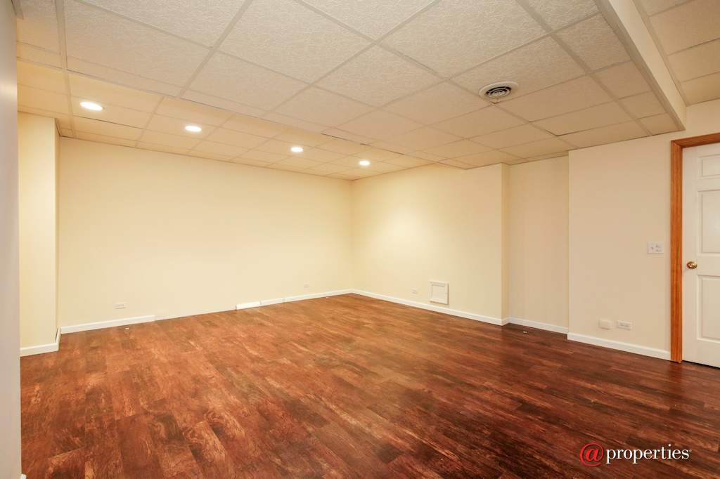 1931 Tunbridge Court Algonquin, Illinois 60102 - Lower Level