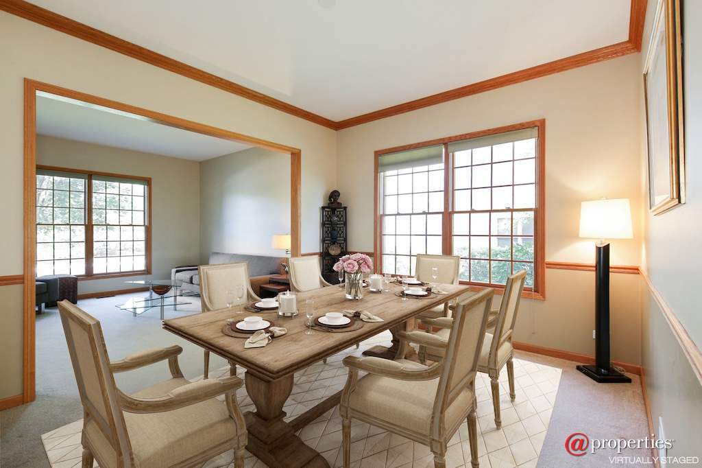 1931 Tunbridge Court Algonquin, Illinois 60102 - Dining Room