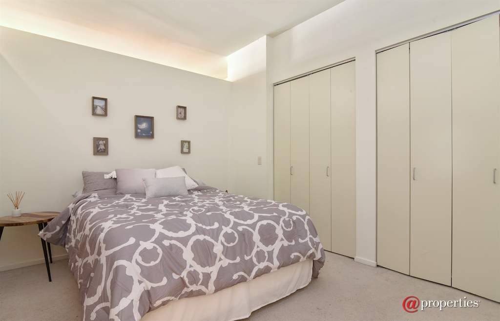 310 S Michigan Avenue #1412 Chicago, Illinois 60604 - Bedroom