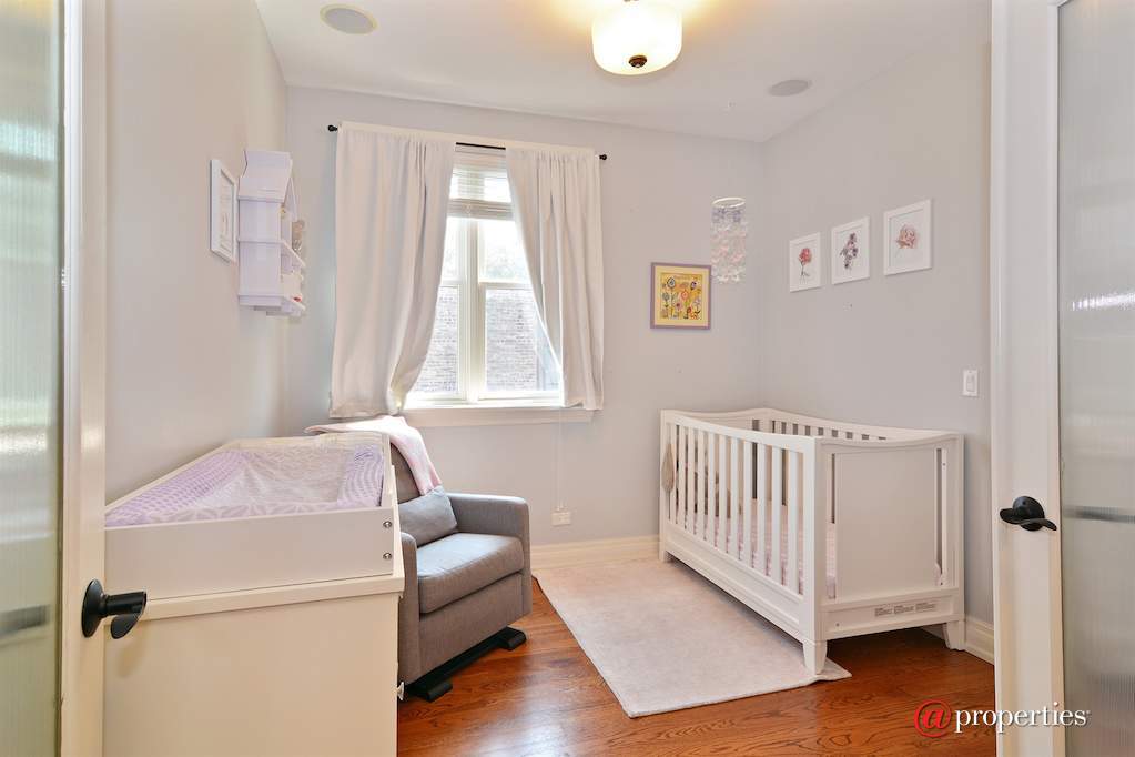 2848 N Sheffield Avenue #3S Chicago, Illinois 60657 - 3rd Bedroom