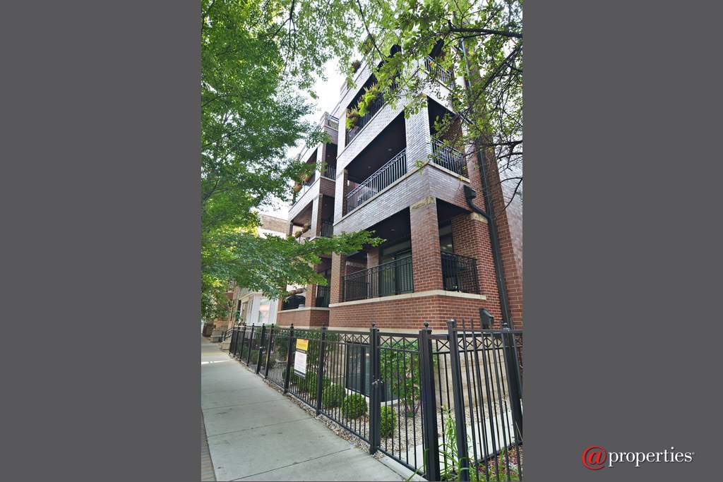 2848 N Sheffield Avenue #3S Chicago, Illinois 60657 - Front View