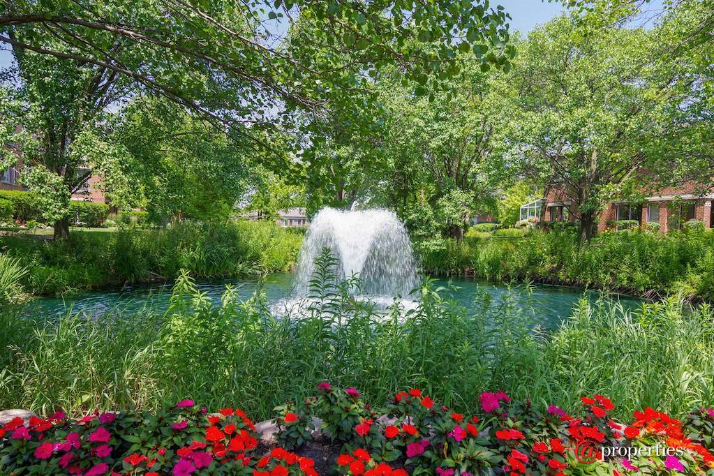412 Kelburn Road #213 Deerfield, Illinois 60015 - Welcome to Coromandel