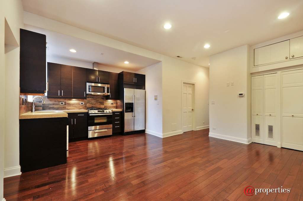 2318 W Augusta Boulevard #3B Chicago, Illinois 60622 - Image 6