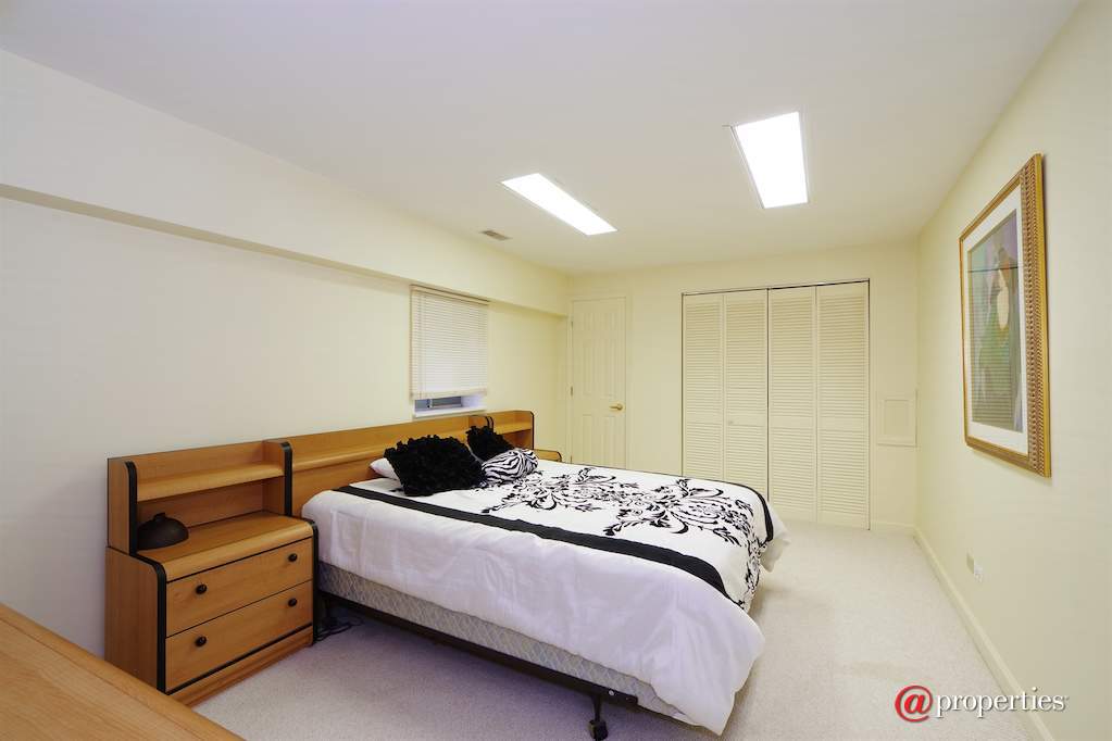 6520 Lyons Street Morton Grove, Illinois 60053 - 3rd Bedroom