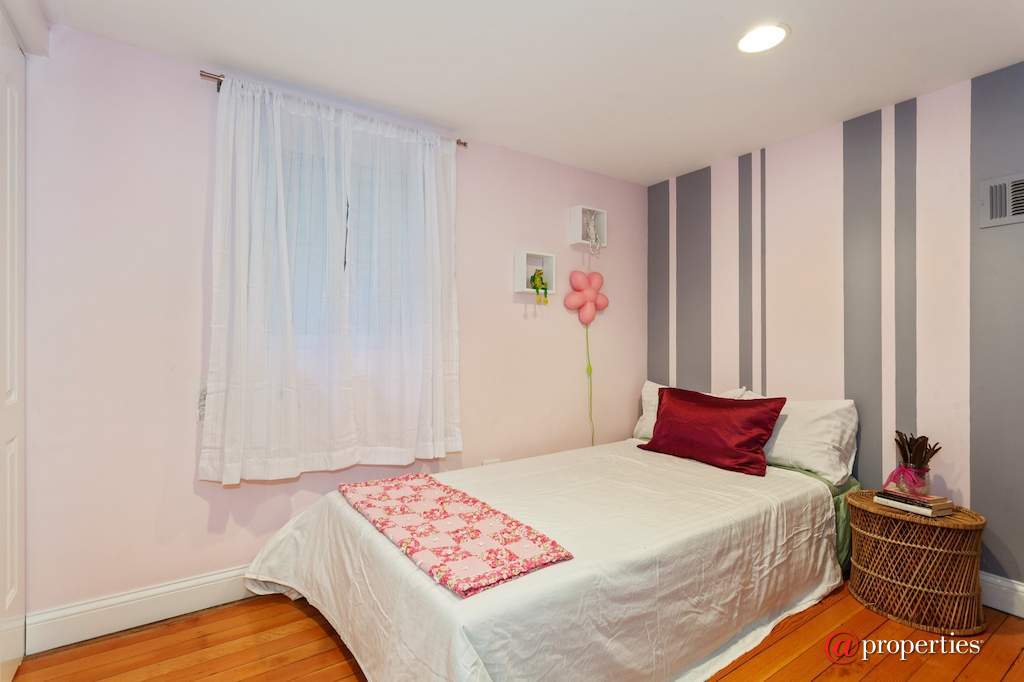 2313 Clinton Avenue Berwyn, Illinois 60402 - 4th Bedroom