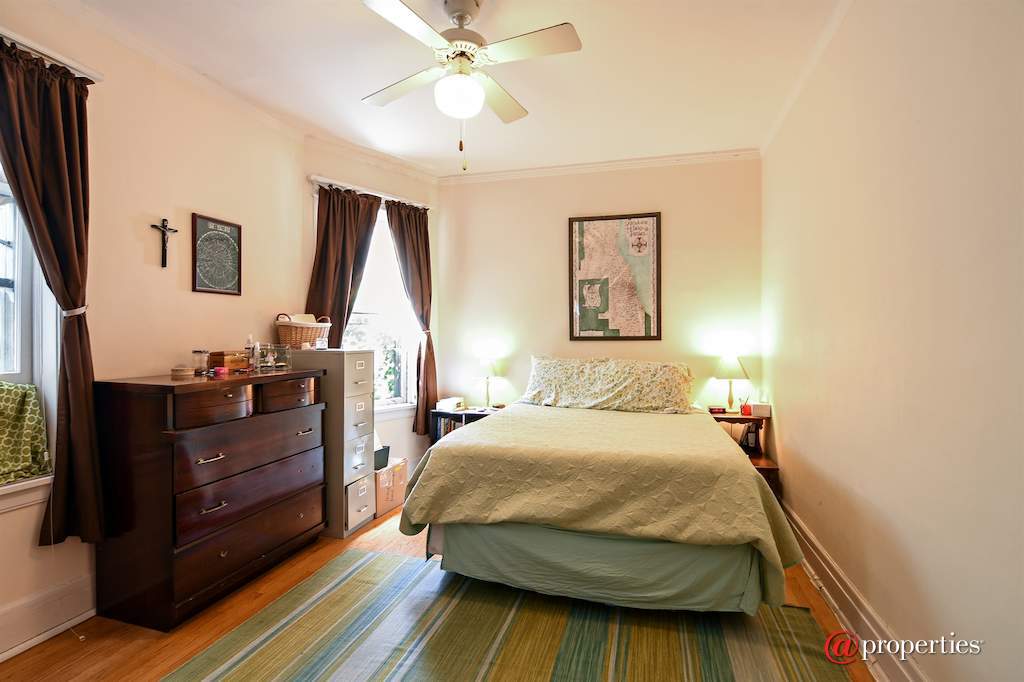 5826 N Wayne Avenue Chicago, Illinois 60660 - Master Bedroom
