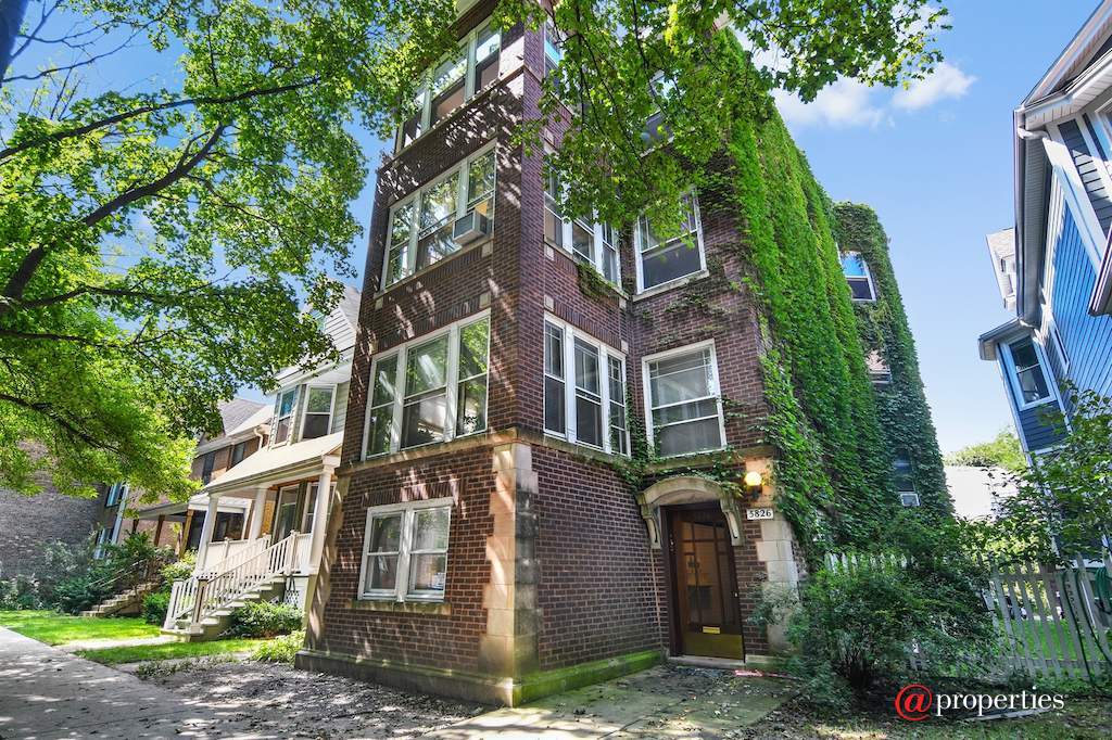 5826 N Wayne Avenue Chicago, Illinois 60660 - Front View