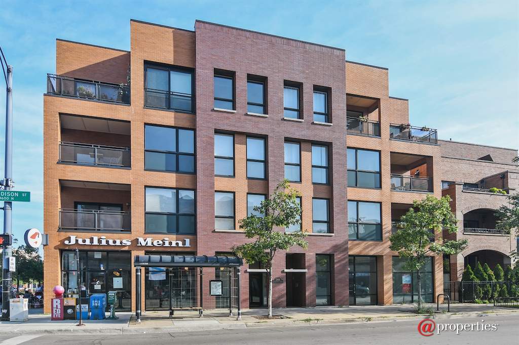 3601 N Southport Avenue #3D Chicago, Illinois 60613 - Front View