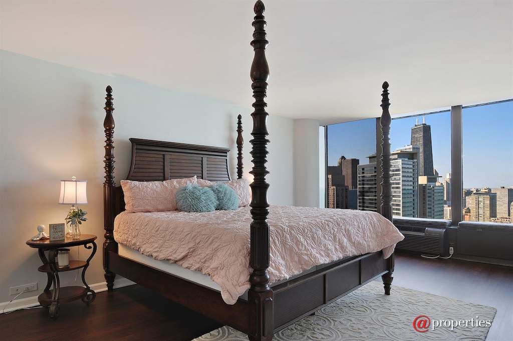 505 N Lake Shore Drive #4712 Chicago, Illinois 60611 - Master Bedroom