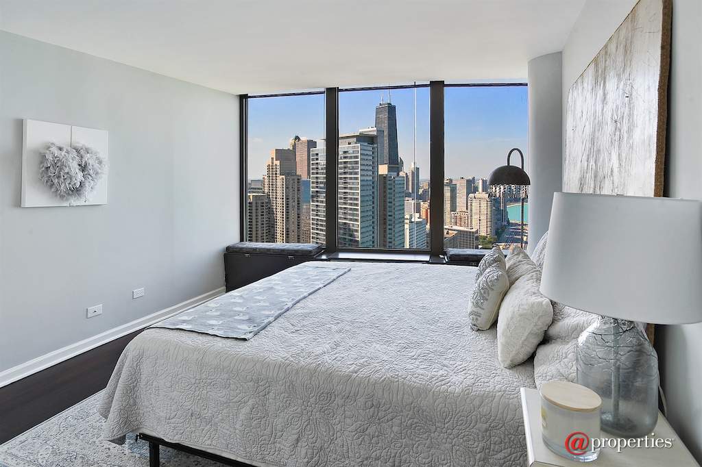 505 N Lake Shore Drive #4712 Chicago, Illinois 60611 - 2nd Bedroom