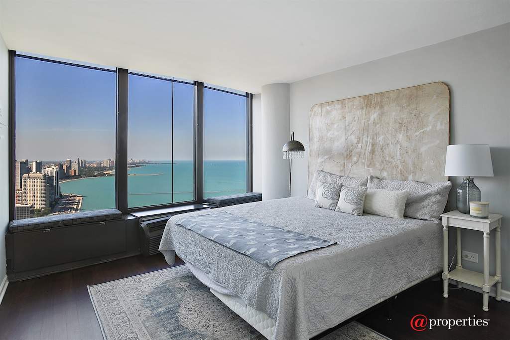 505 N Lake Shore Drive #4712 Chicago, Illinois 60611 - 2nd Bedroom