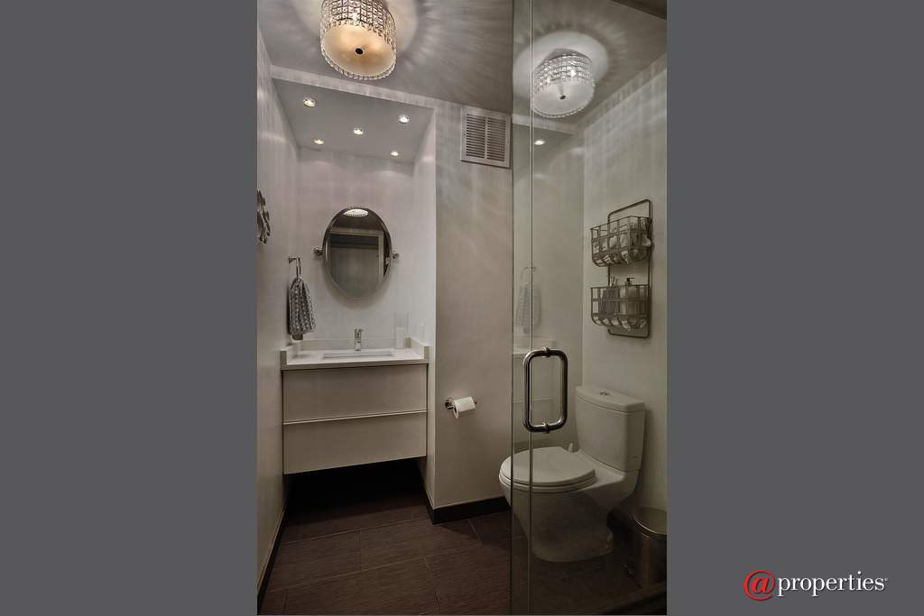 505 N Lake Shore Drive #4712 Chicago, Illinois 60611 - Bathroom