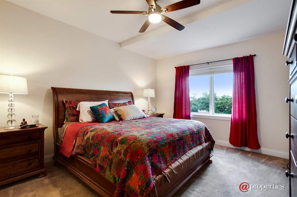 1210 N Foxdale Drive #2-111 Addison, Illinois 60101 - Master Bedroom